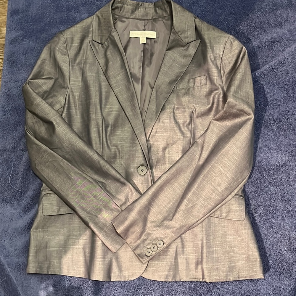 New York And Company Woman’s Two Piece Business Suit